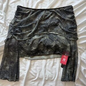 Romwe Green Long Sleeve Off the Shoulder Top